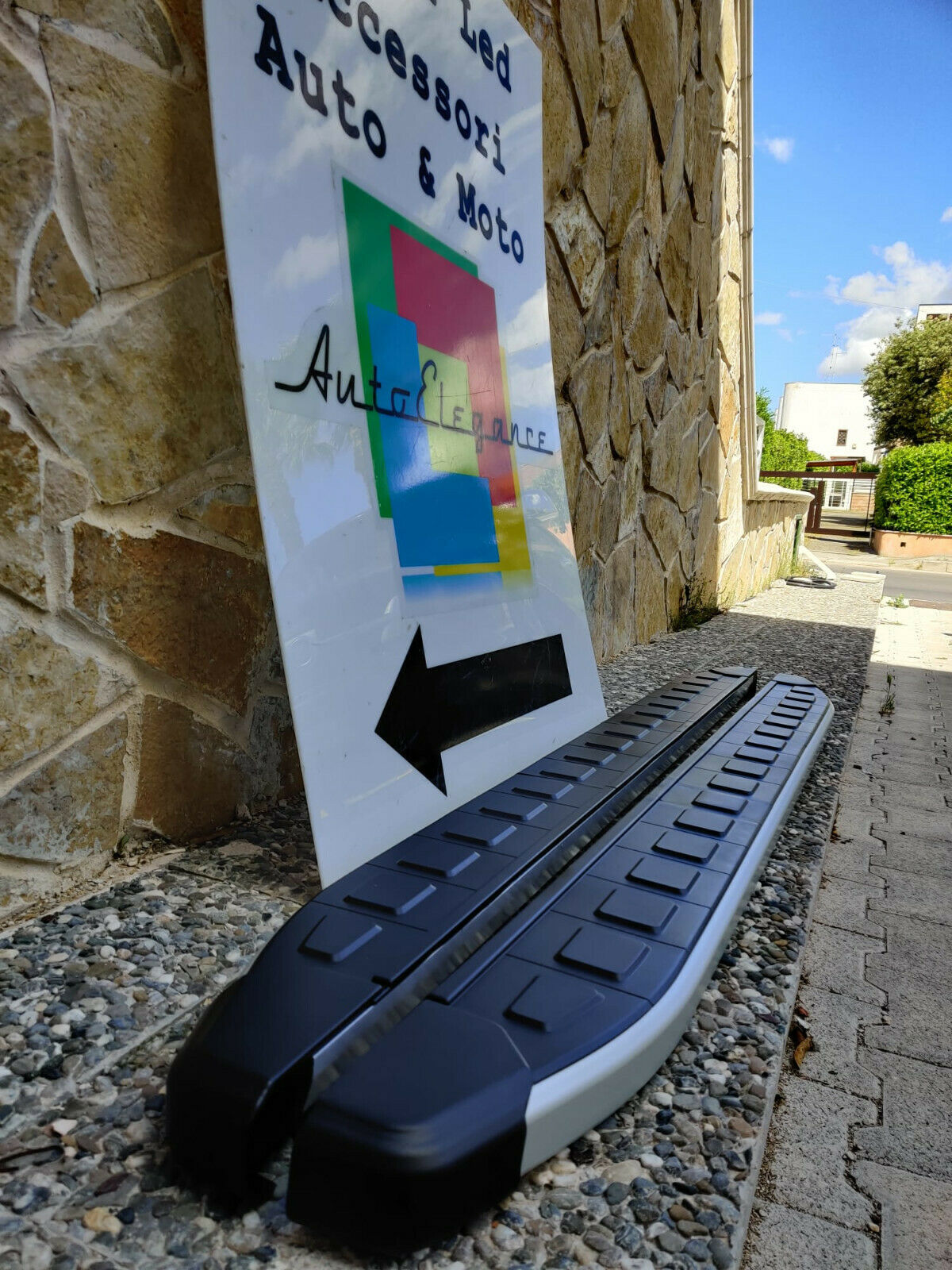 PEDANE LATERALI RANGE ROVER SPORT 2013+ SOTTO PORTA ANTISCIVOLO