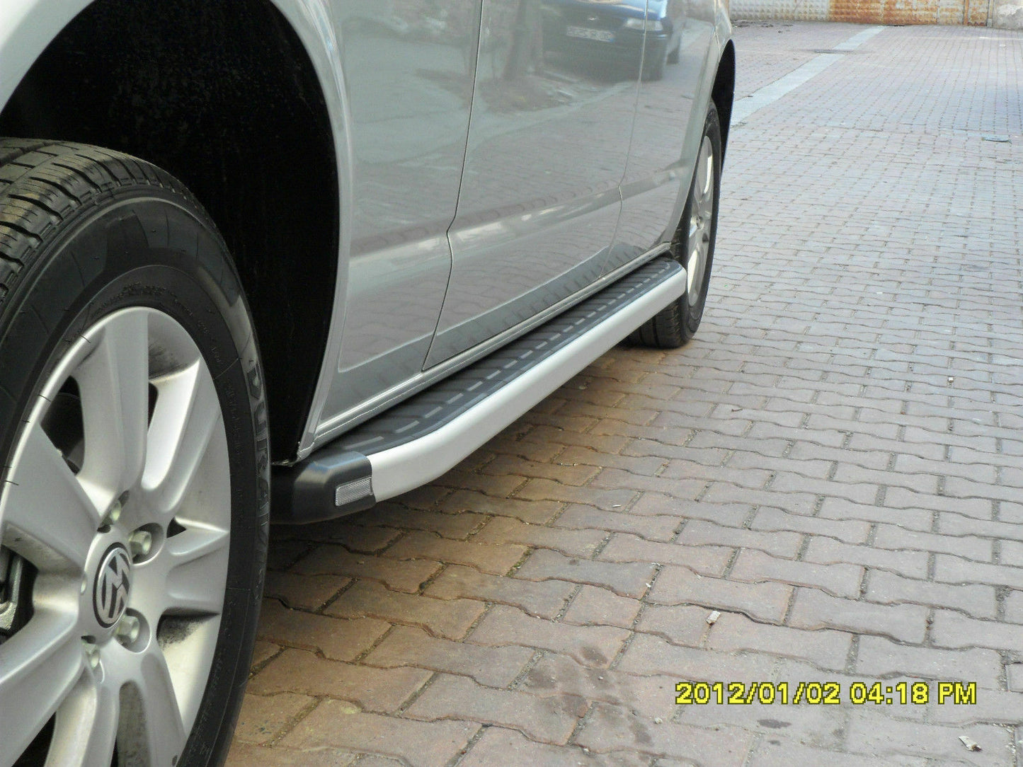 VW T5 T6 TRANSPORTER CARAVELLE PASSO CORTO PEDANE LATERALI SOTTO PORTA PUNTI