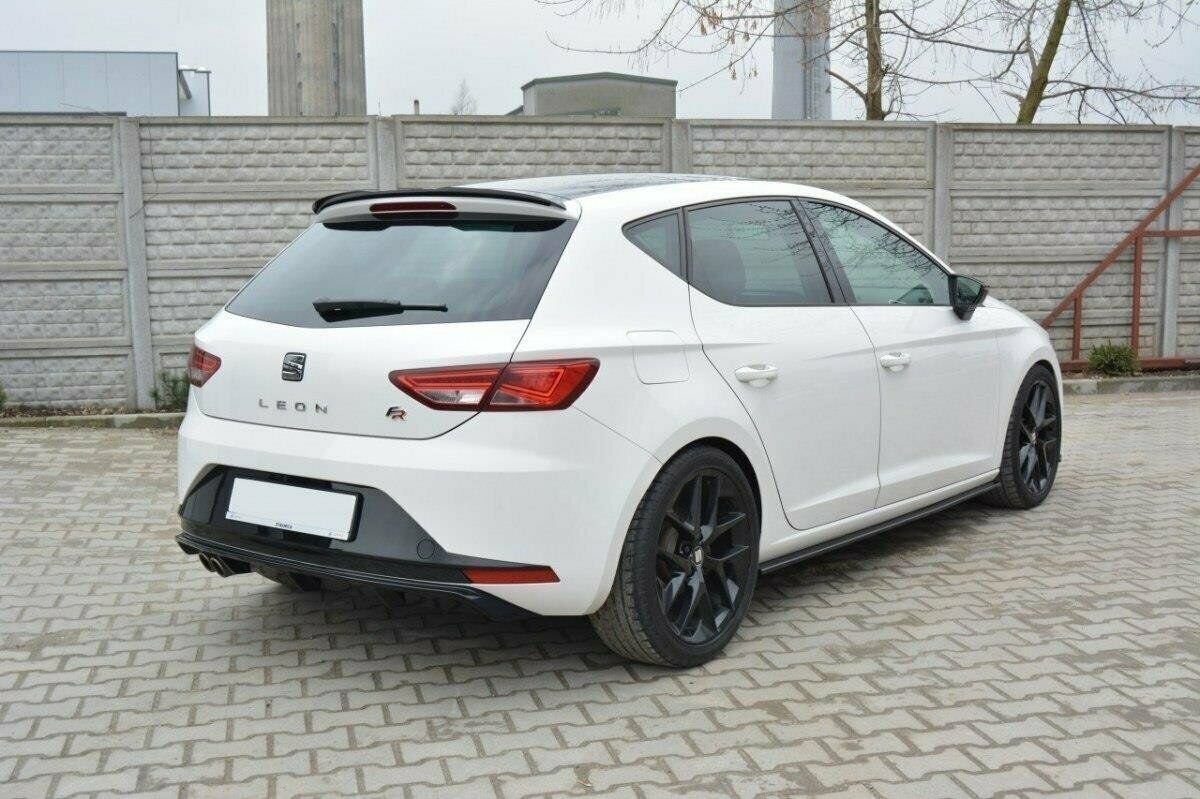 SEAT LEON 5F 2017-2019 SOTTO PARAURTI LOOK DIFFUSORE POSTERIORE FR ABS 0046