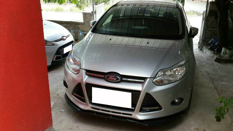 FORD FOCUS MK3 III 2011+ UNDER BUMPER FRONT SPOILER SPLITTER ABS GLOSS BLACK