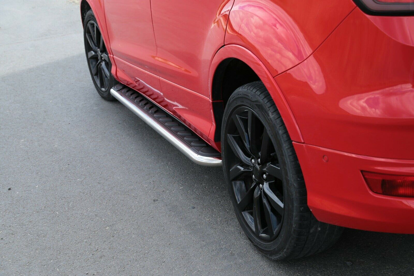SEAT ATECA 2016+ PEDANE LATERALI SOTTOPORTA PROFILO CROMATO