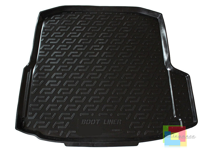 SKODA OCTAVIA BERLINA 2013+ TAPPETO BAGAGLIAIO IN GOMMA VASCA BAULE