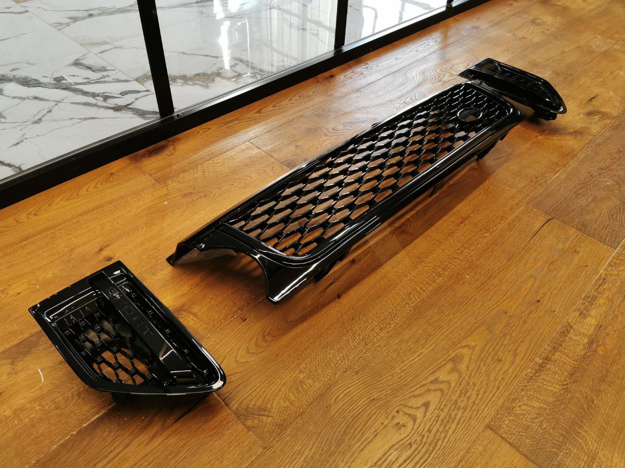 GRILLE SUITABLE FOR RANGE ROVER SPORT L320 LIFT 09-13 AUTOBIOGRAPHY LOOK GLOSSY