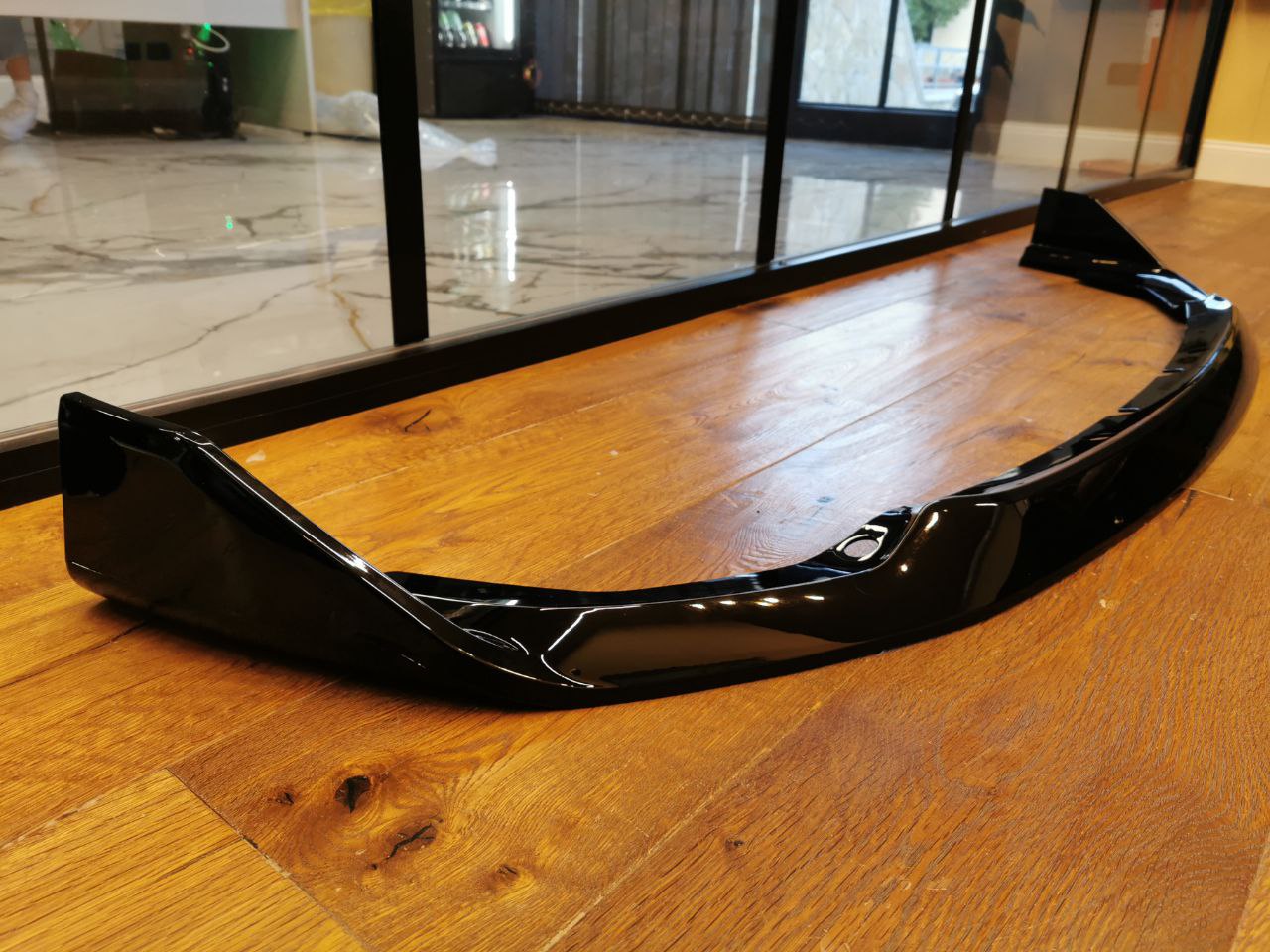SPLITTER ADATTO PER BMW SERIE 1 F40 MSPORT LOOK NERO LUCIDO CON BAFFI