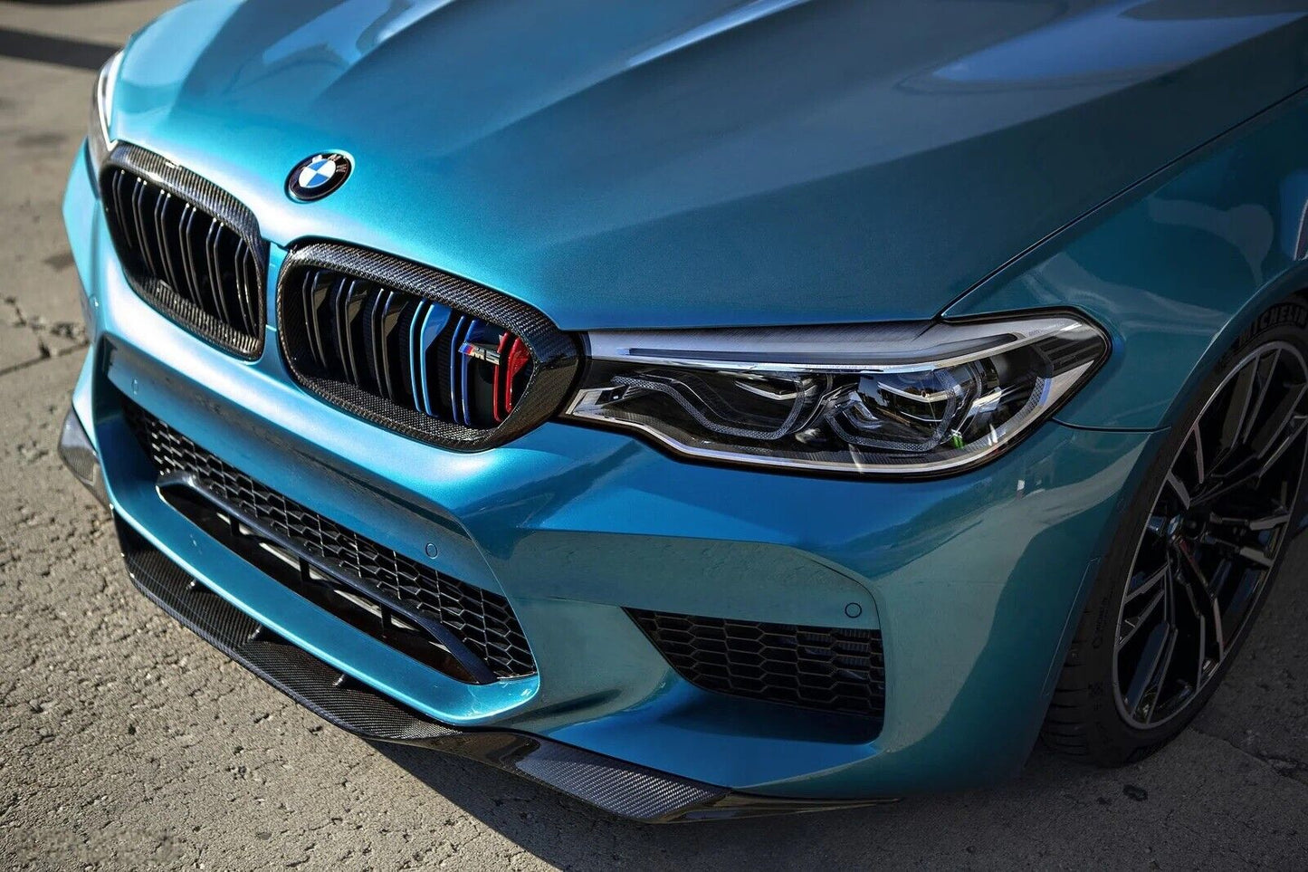 SPLITTER ADATTO PER BMW SERIE 5 F90 M5 (G30 G31) 2017-2020 LOOK NERO LUCIDO