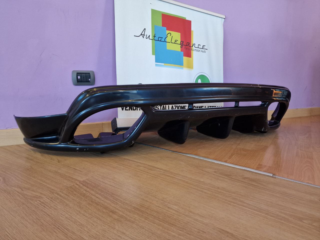 ART. 0405 DIFFUSORE ALFA ROMEO GIULIETTA LOOK QUADRIFOGLIO NERO LUCIDO