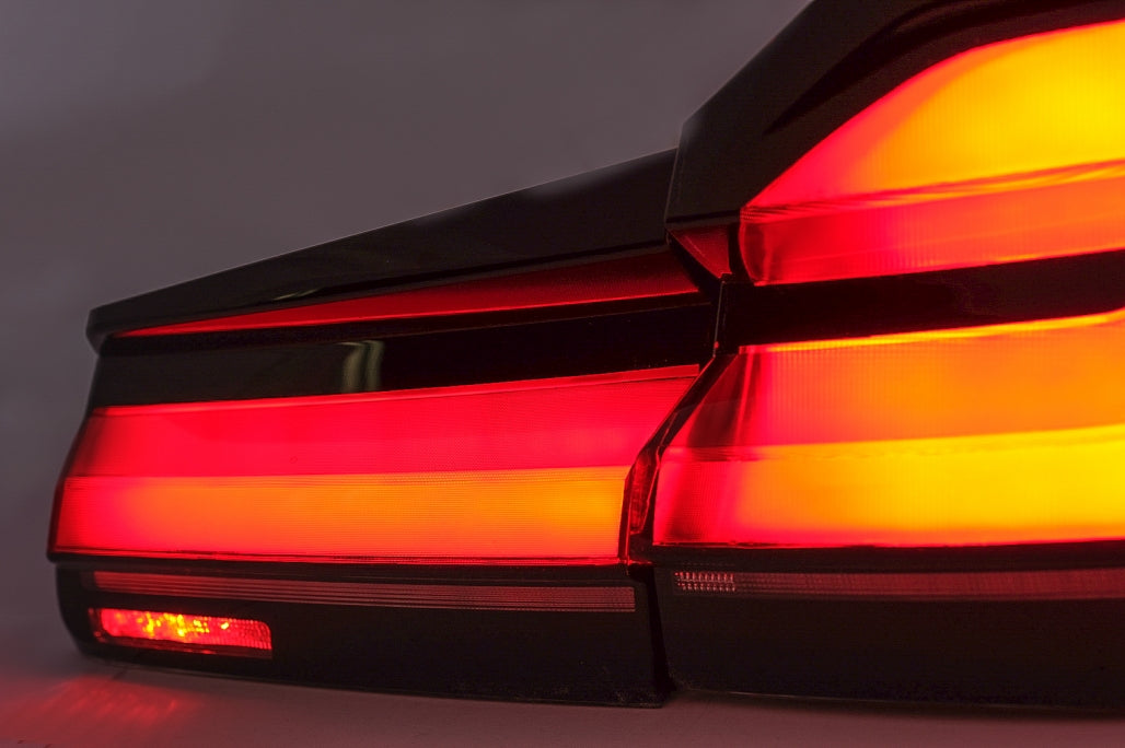 Fanali posteriori Full LED adatti per BMW Serie 5 G30 Berlina (2017-2019) LCI Design con luci di svolta sequenziali dinamiche