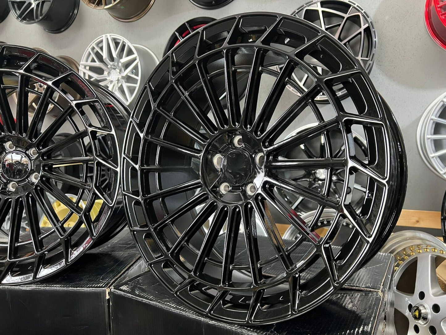 ADATTO per Mercedes Benz E Classe C 19 inch 5X112 8J + 9J AMG Maybach style Ruot