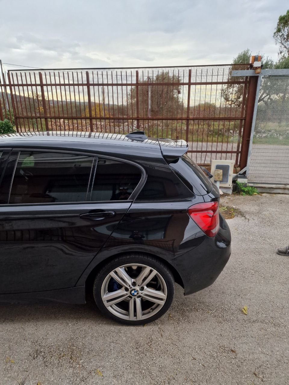 SPOILER FOR BMW 1 SERIES F20 2011-2019 REAR GLOSS BLACK ROOF LOOK M 0599
