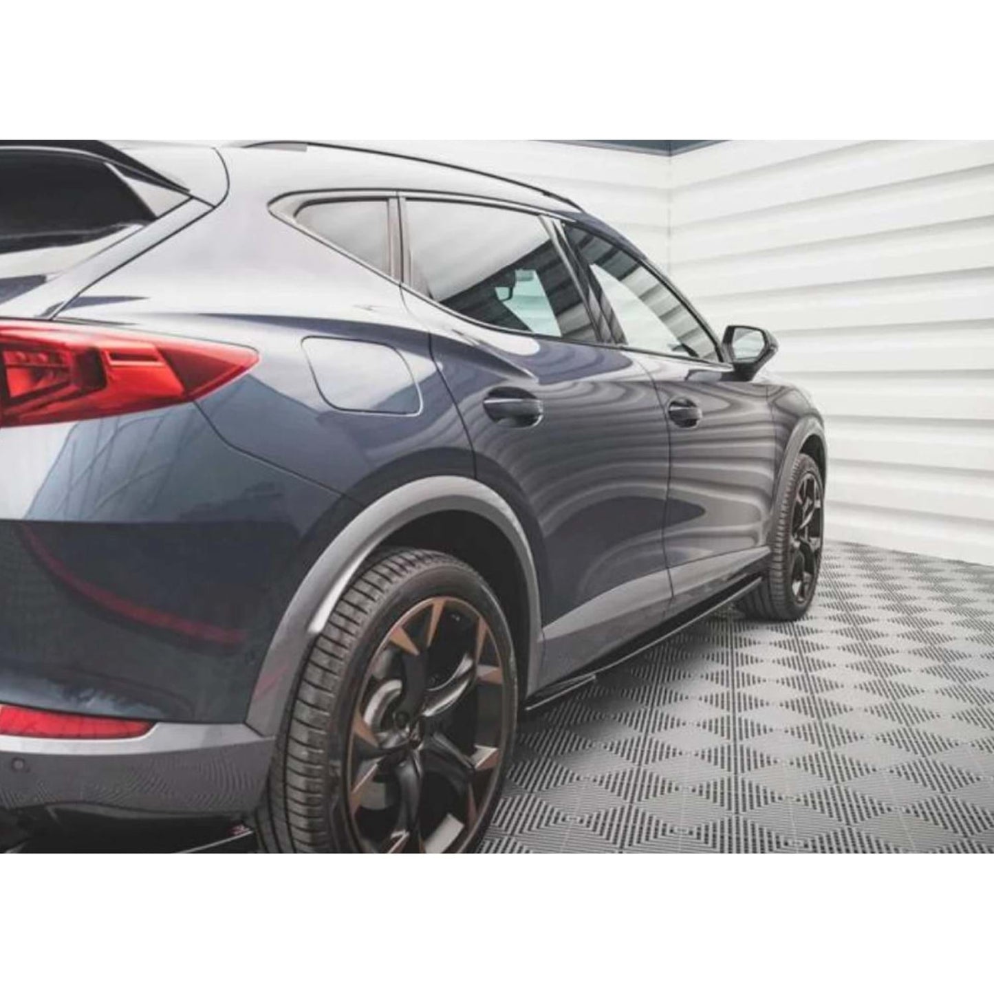 Cupra Formentor Max Gonna Laterale Labbro Inferiore Piano Nero Vacuum Plastica 2021