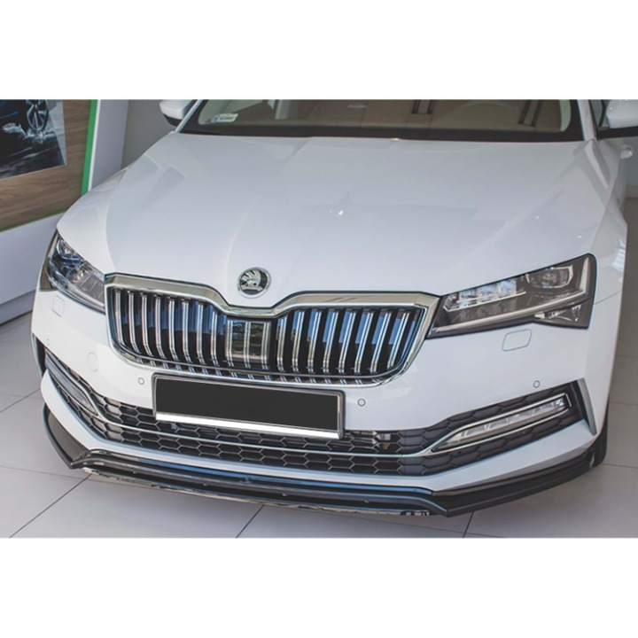 💕SPLITTER  Skoda Superb Mk3 FL 2019+  NERO  LUCIDO 💕