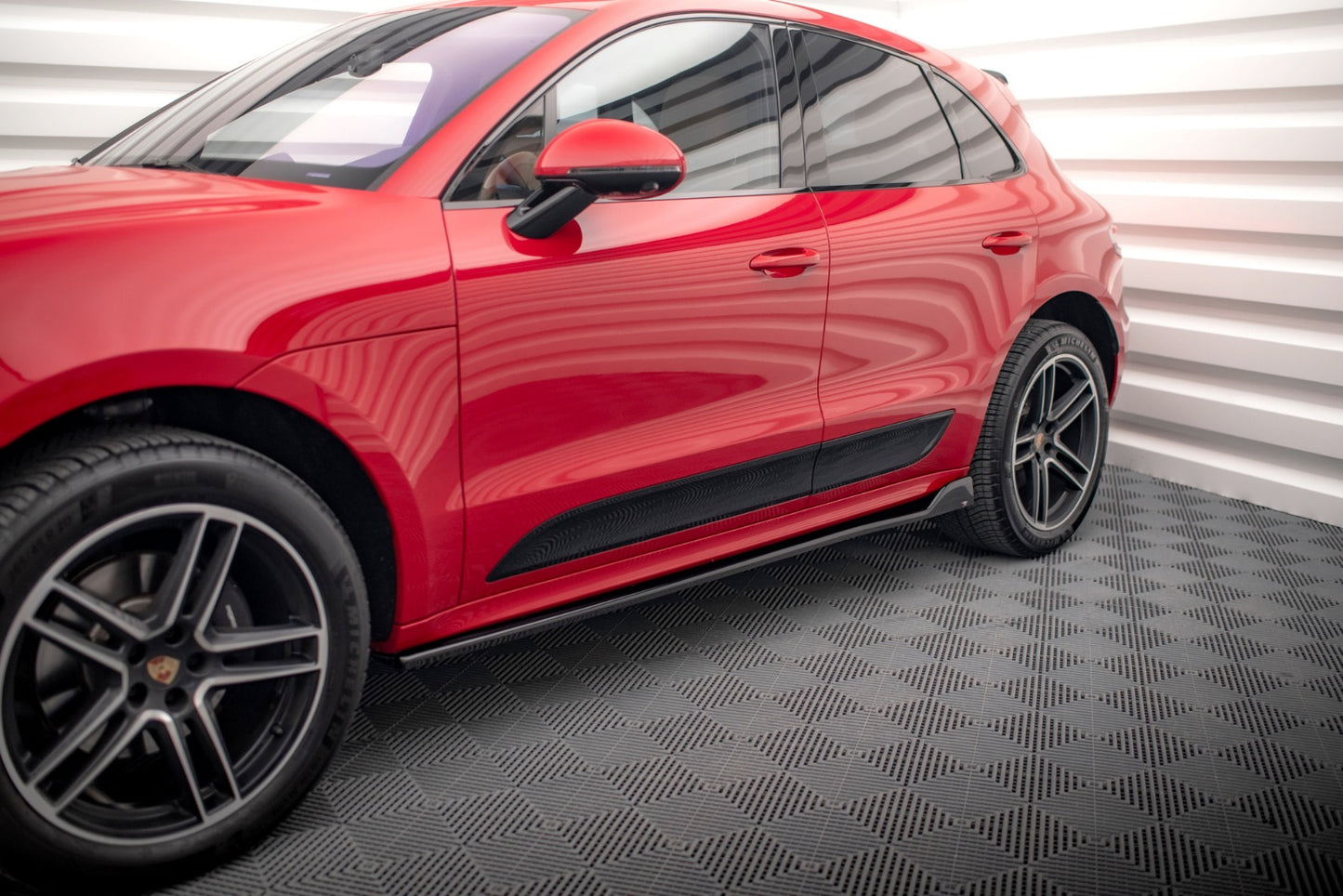 Diffusori delle gonne laterali Porsche Macan GTS / Sport Design Mk1 Facelift [2018-2021]