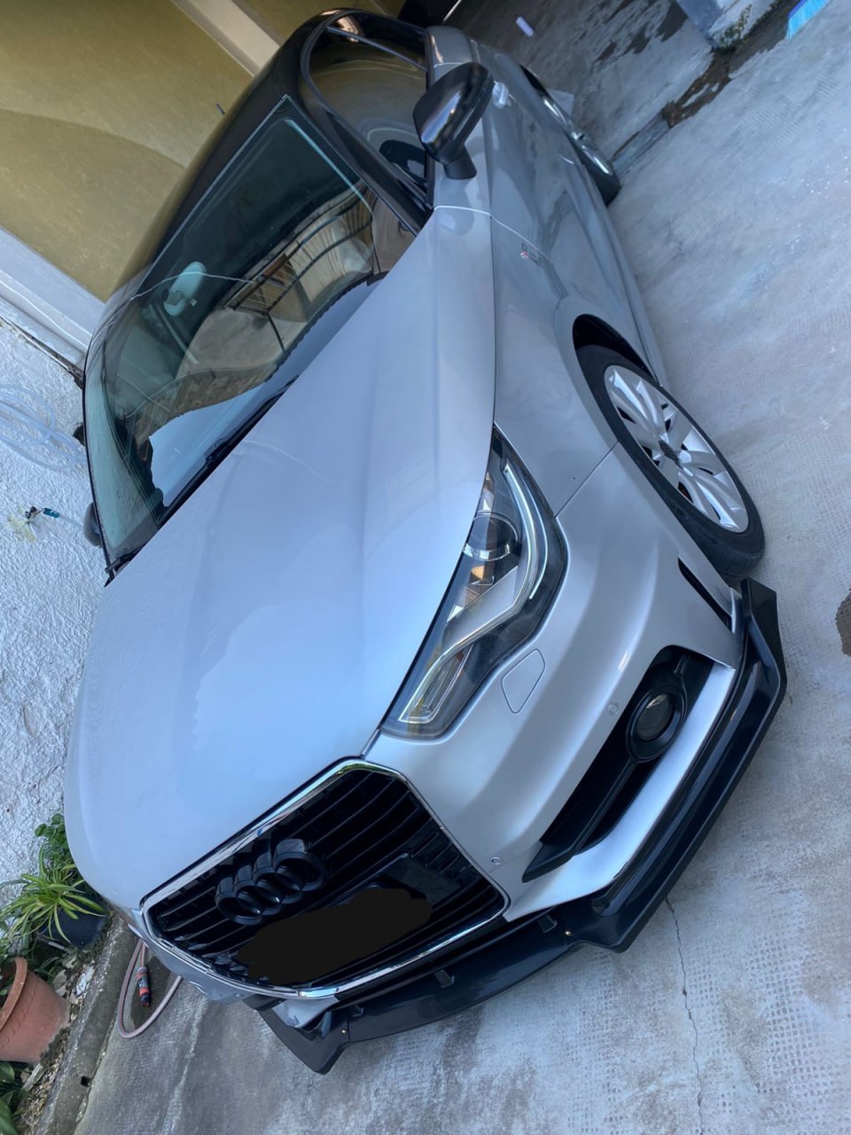 SPLITTER ADATTO PER AUDI A1 2010-2015 LOOK NERO LUCIDO DESIGN SPORTIVO