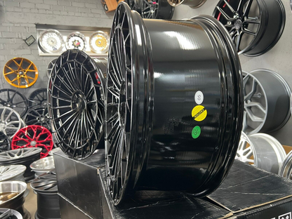 ADATTO per Mercedes Benz E Classe C 19 inch 5X112 8J + 9J AMG Maybach style Ruot