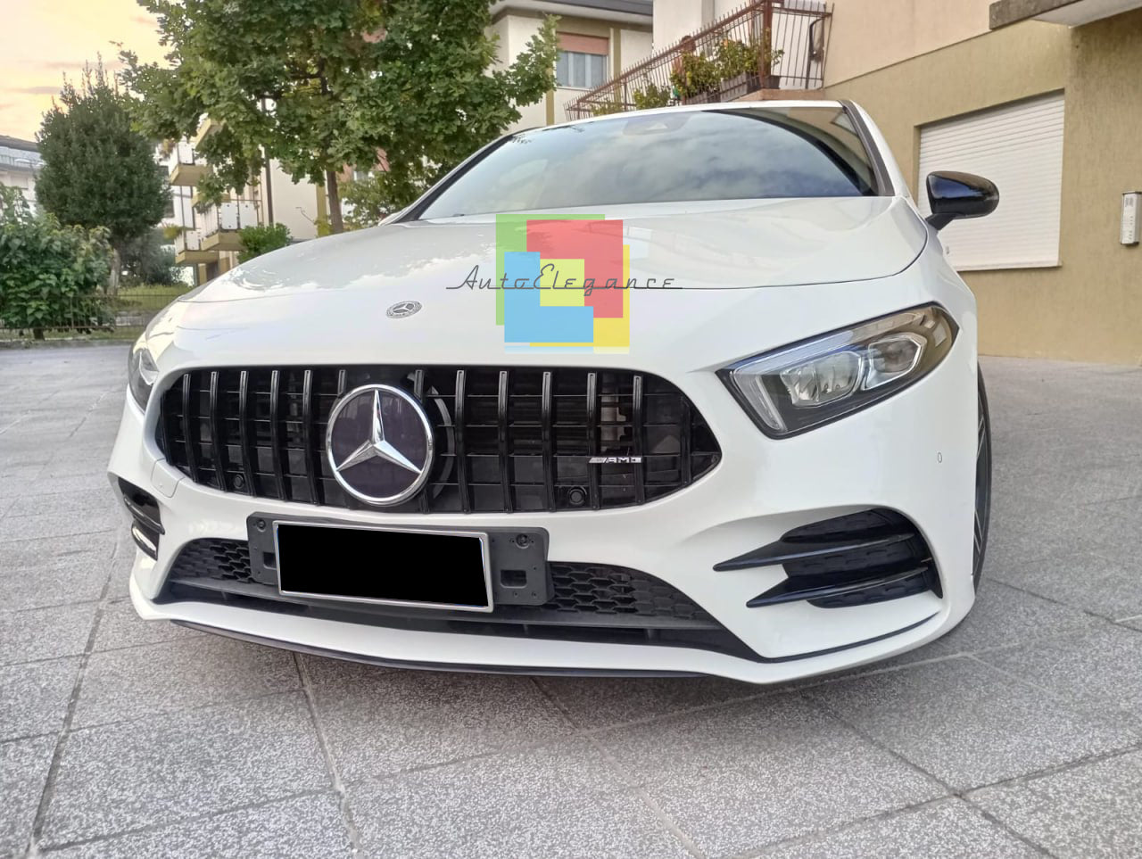 GRIGLIA ADATTA PER MERCEDES CLASSE A W177 LOOK GT NERA SENZA CAMERA