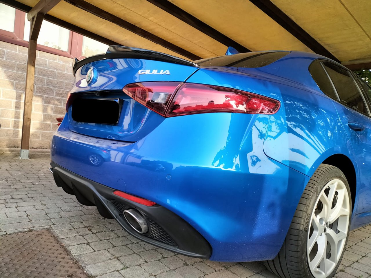 SPOILER COFANO ADATTO PER ALFA ROMEO GIULIA 2015-2021 DESING SPORTIVO Carbon Look