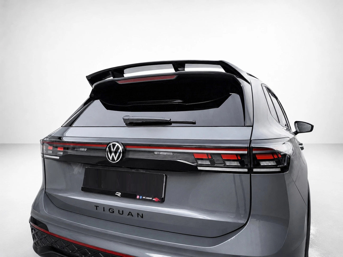 👉Spoiler posteriore per tetto VW Tiguan R-Line MK3 2024- in PU non verniciato👈