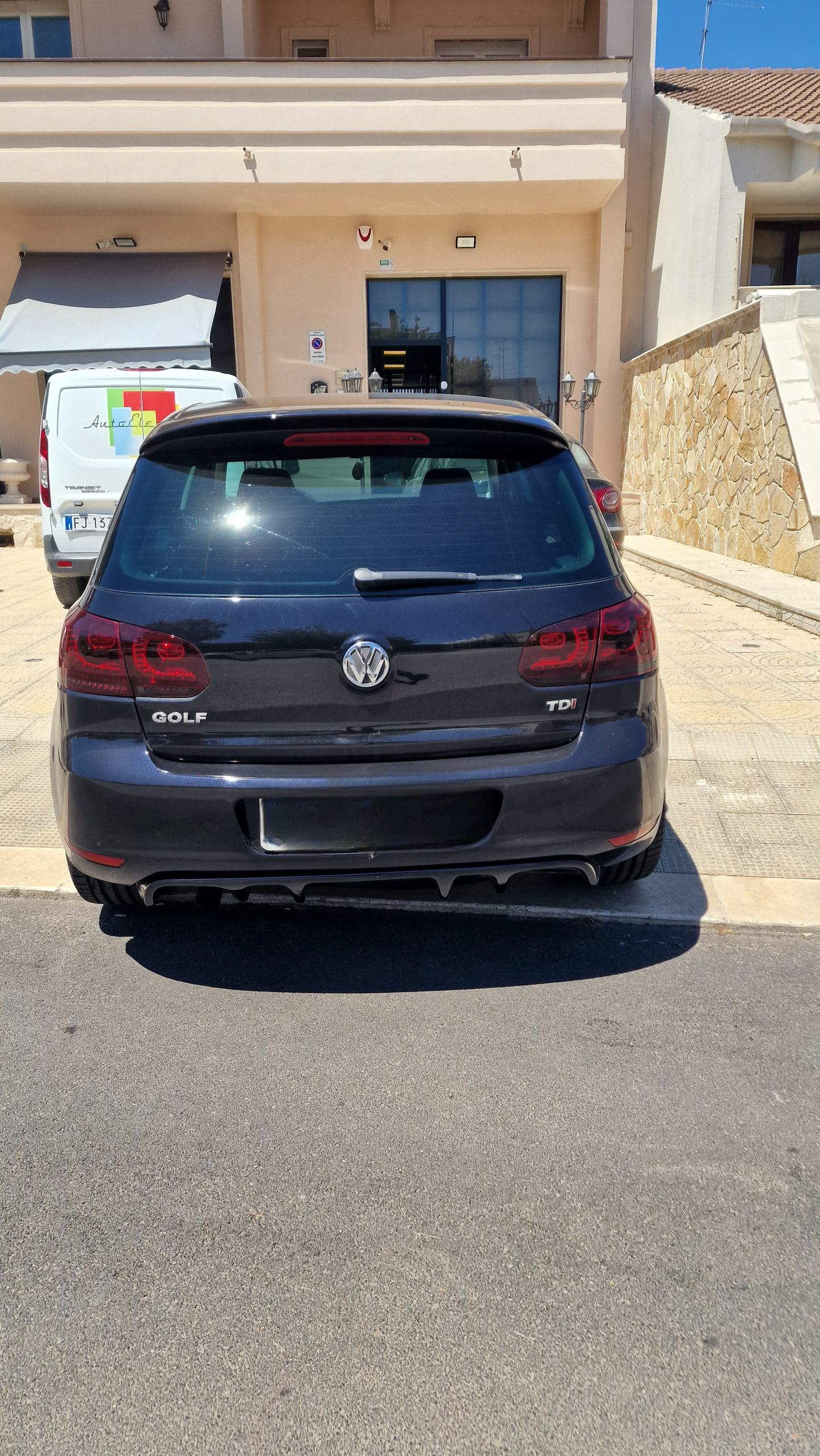 🟢SPOILER SUL TETTO VW GOLF 6 2008-2012🟢LUNOTTO POSTERIORE NERO LUCIDO✨