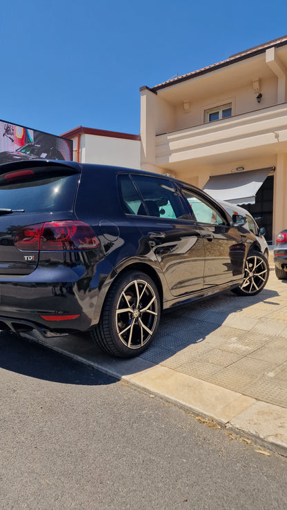 🟢SPOILER SUL TETTO VW GOLF 6 2008-2012🟢LUNOTTO POSTERIORE NERO LUCIDO✨