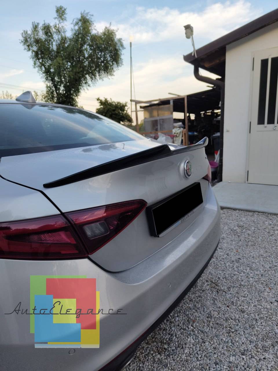 SPOILER COFANO ADATTO PER ALFA ROMEO GIULIA 2015-2021 DESING SPORTIVO AUT