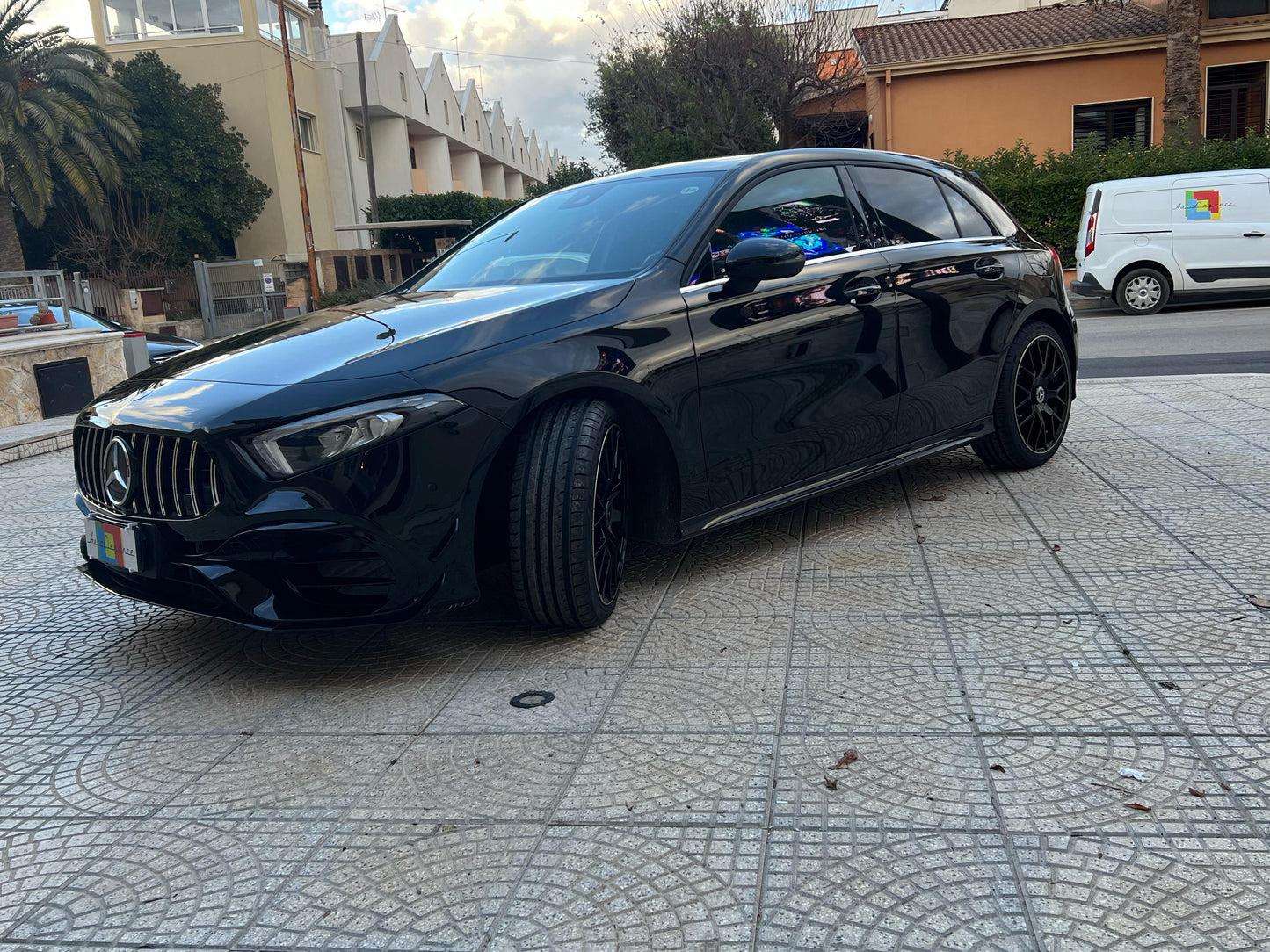 🔝PARAURTI ADATTO PER MERCEDES-BENZ CLASSE A W177 LOOK AMG A45S GRIGLIA CROMATA