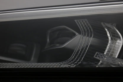 Kit carrozzeria adatto per BMW Serie 7 G12 (2015-2019) Conversione in G12 LCI 2020 Design