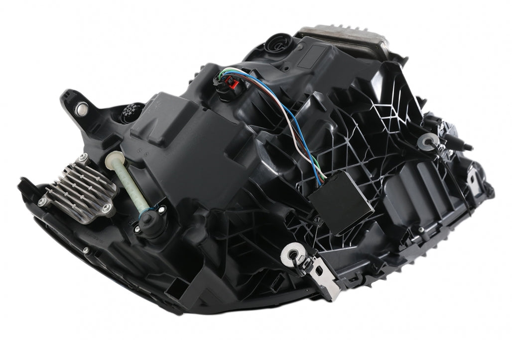 Kit carrozzeria adatto per BMW Serie 7 G12 (2015-2019) Conversione in G12 LCI 2020 Design