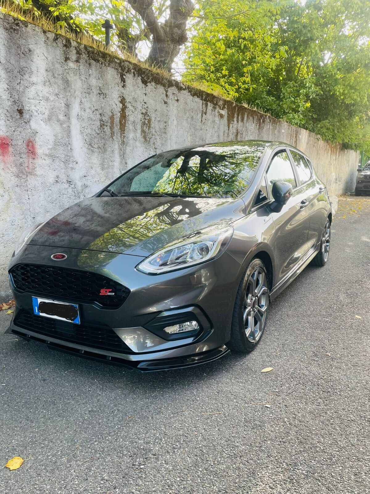 FRONT BUMPER SPLITTER ABS GLOSSY BLACK SUITABLE FOR FORD FIESTA MK8 ST