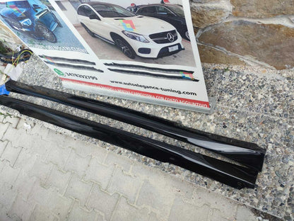MINIGONNE ADATTE PER ALFA ROMEO GIULIETTA LOOK AERO NERO LUCIDO DESIGN SPORTIVO