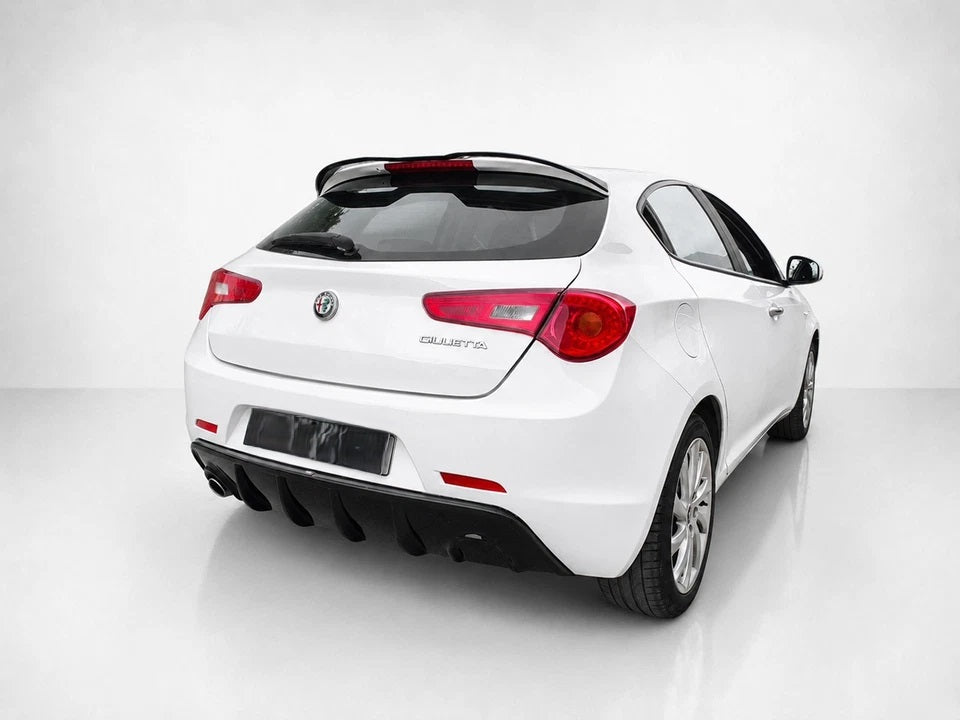 👉Diffusore posteriore Alfa Romeo Giulietta scarico singolo ABS nero lucido👈