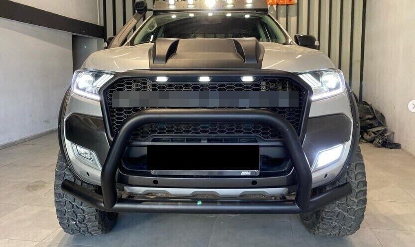 GRILLE SUITABLE FOR FORD RANGER T6 2015-2018 MATT BLACK + LED SPORT LOOK