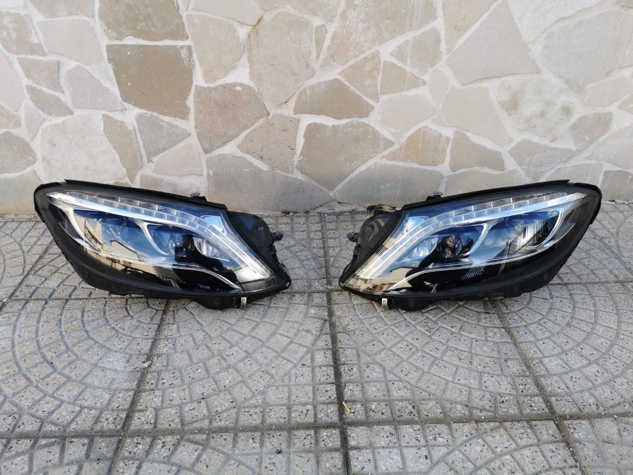 FARI ANTERIORI "USATI" PER MERCEDES-BENZ CLASSE S W222 LOOK ELEGANTE