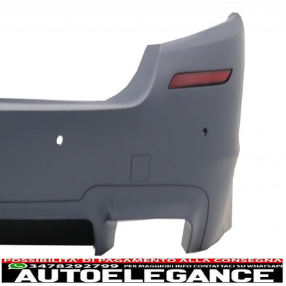 Paraurti posteriore adatto per BMW Serie 5 F10 (2011-2017) con minigonne laterali e doppi terminali di scarico in fibra di carbonio design M5