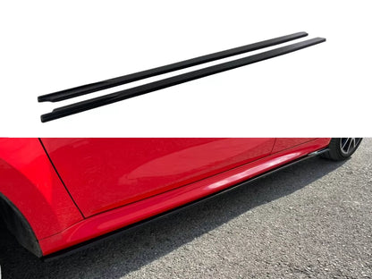 SOTTOMINIGONNE LATERALI ADATTE PER TOYOITA YARIS MK4 2020+ LOOK NERO LUCIDO