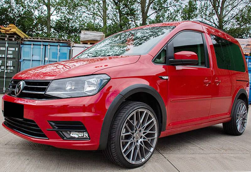 MUDGUARDS SUITABLE FOR VW CADDY 2015+ MATT BLACK SPORTY LOOK