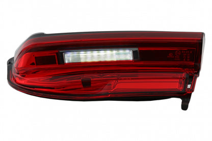 Kit carrozzeria adatto per BMW Serie 7 G12 (2015-2019) Conversione in G12 LCI 2020 Design