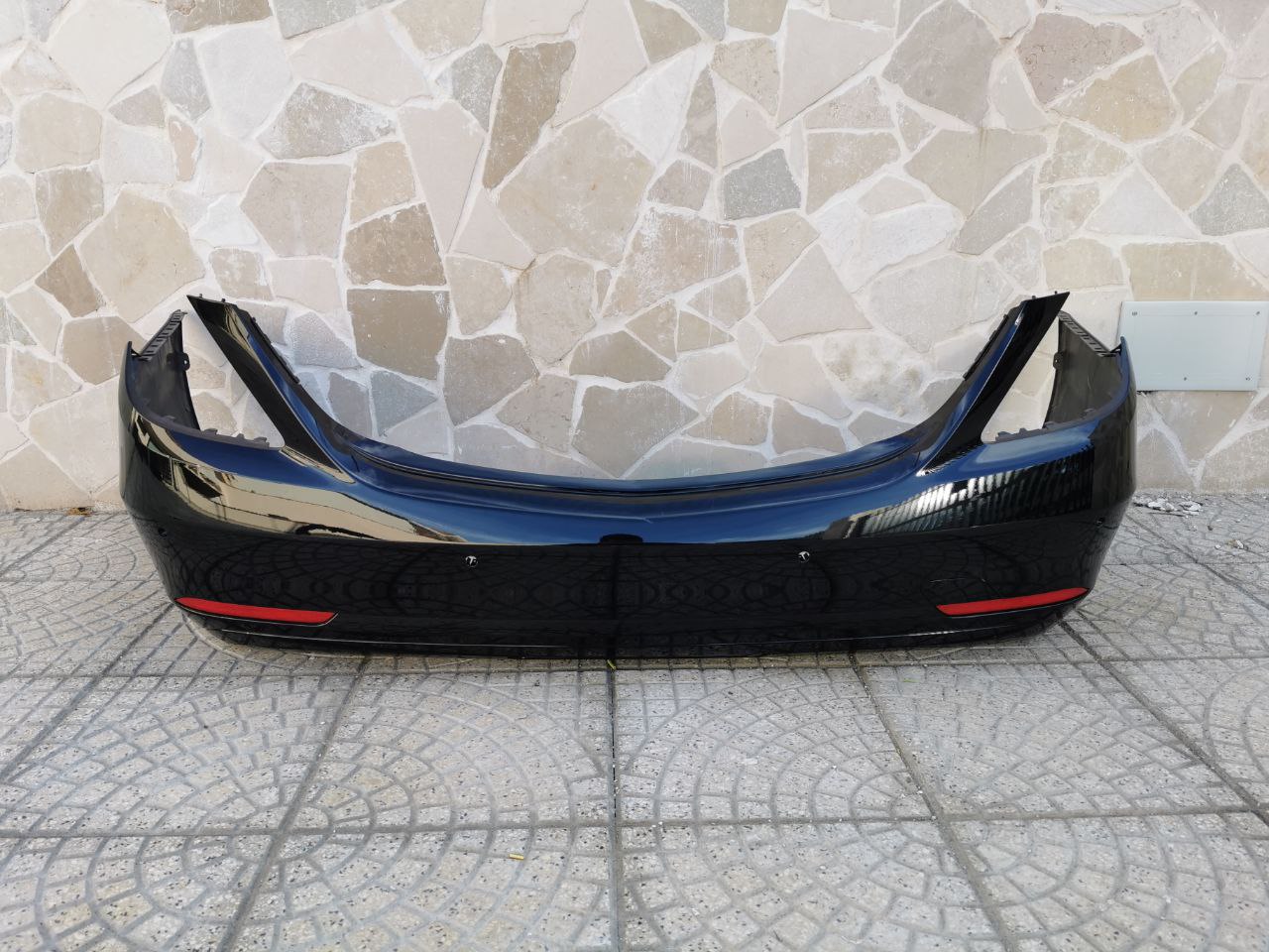 "USED" REAR BUMPER FOR MERCEDES-BENZ S-CLASS W222 GLOSSY BLACK LOOK 