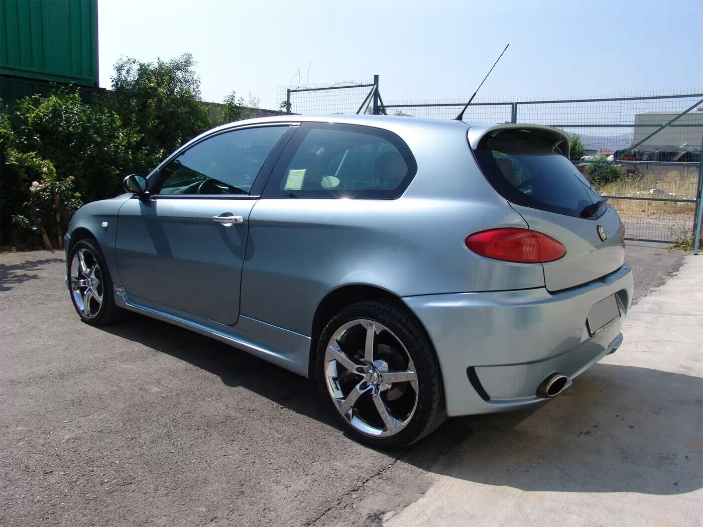 SKIRTS SUITABLE FOR ALFA ROMEO 147 3 DOORS LOOK TUNING DESIGN GLOSSY BLACK 