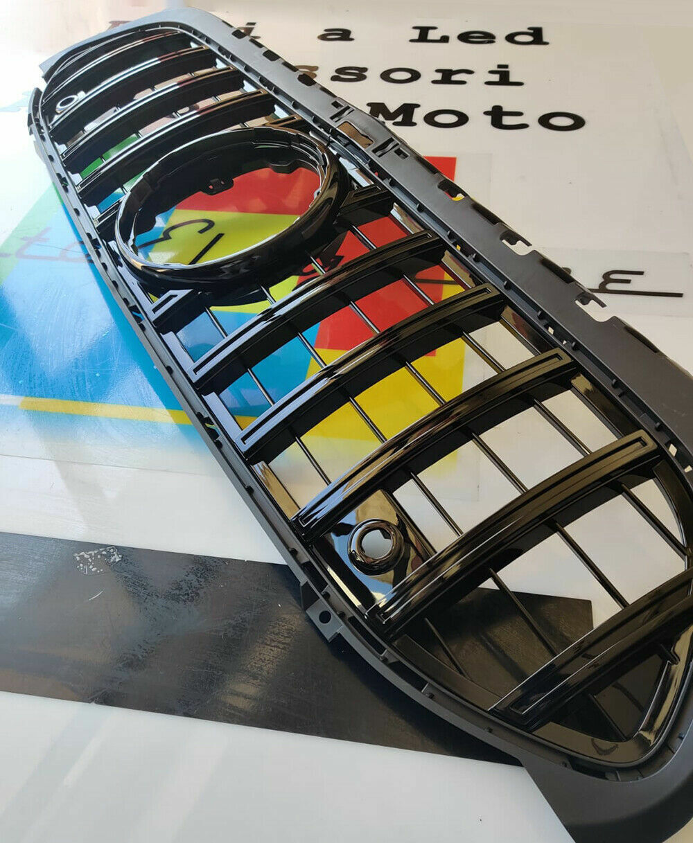 MERCEDES CLASSE B W247 2018+ GRIGLIA ANTERIORE AMG PROFILI NERI ABS