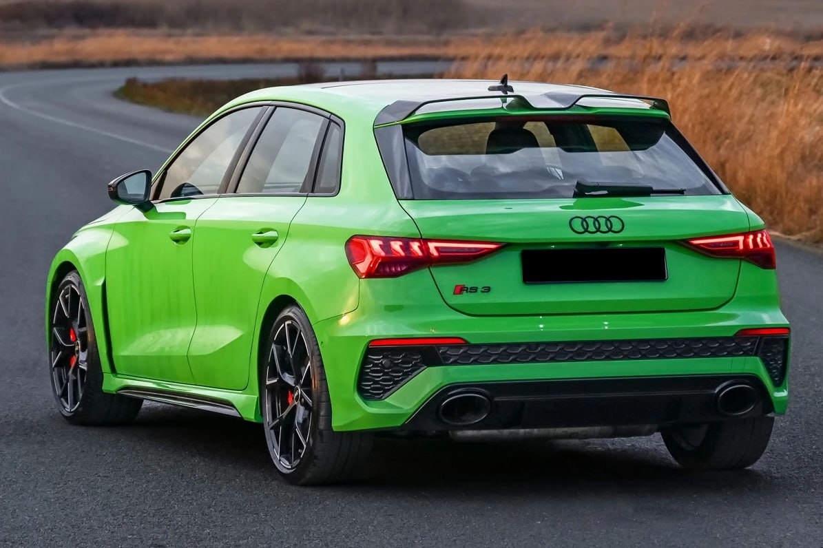 SPOILER ADATTO PER AUDI A3 8Y 2020+ LOOK NERO LUCIDO DESIGN SPORTIVO