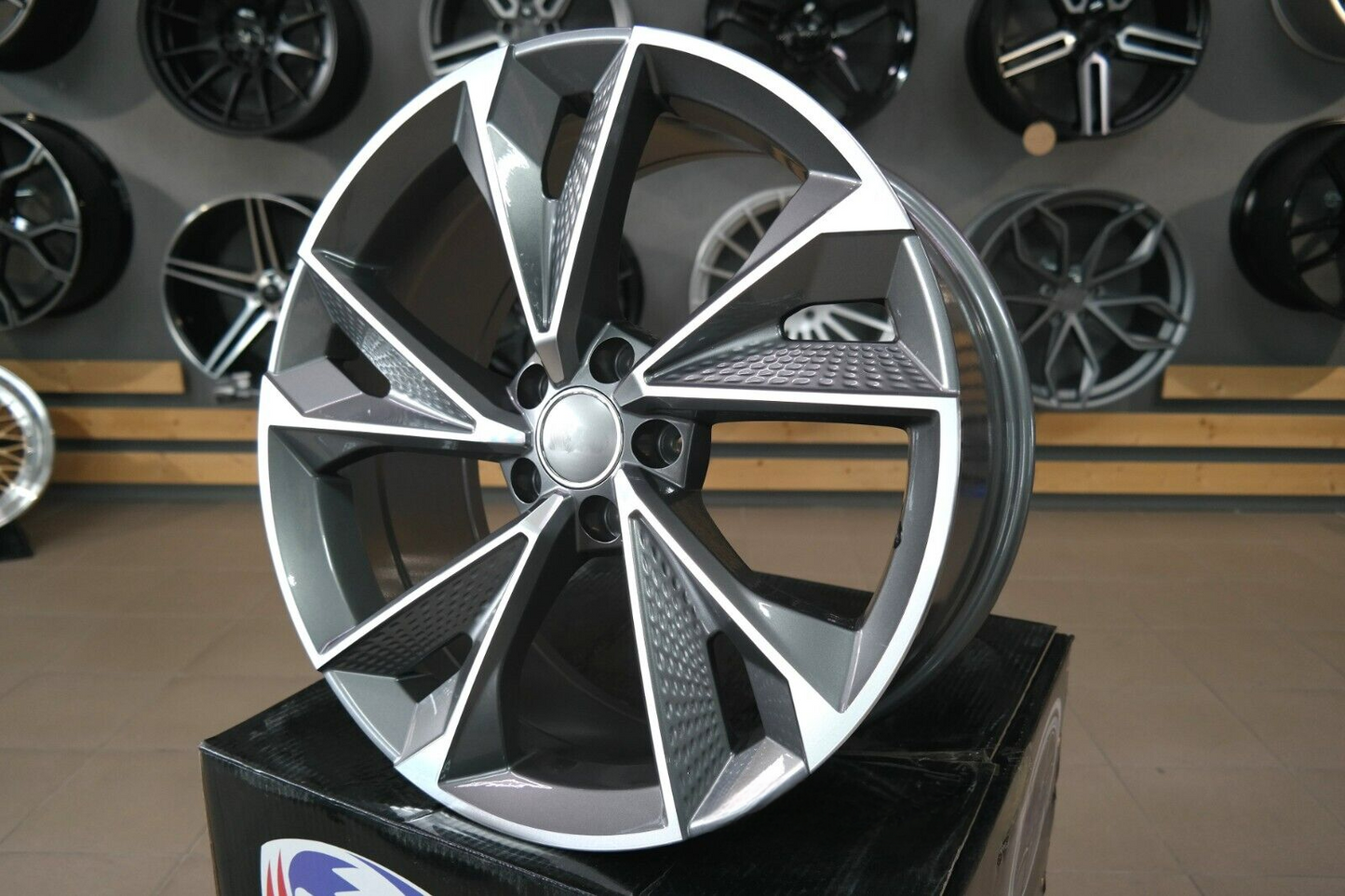 SUITABLE for Audi A4 A5 A6 A7 A8 New 21 inch 5x112 RS7 Style Gloss Grey Wheels 