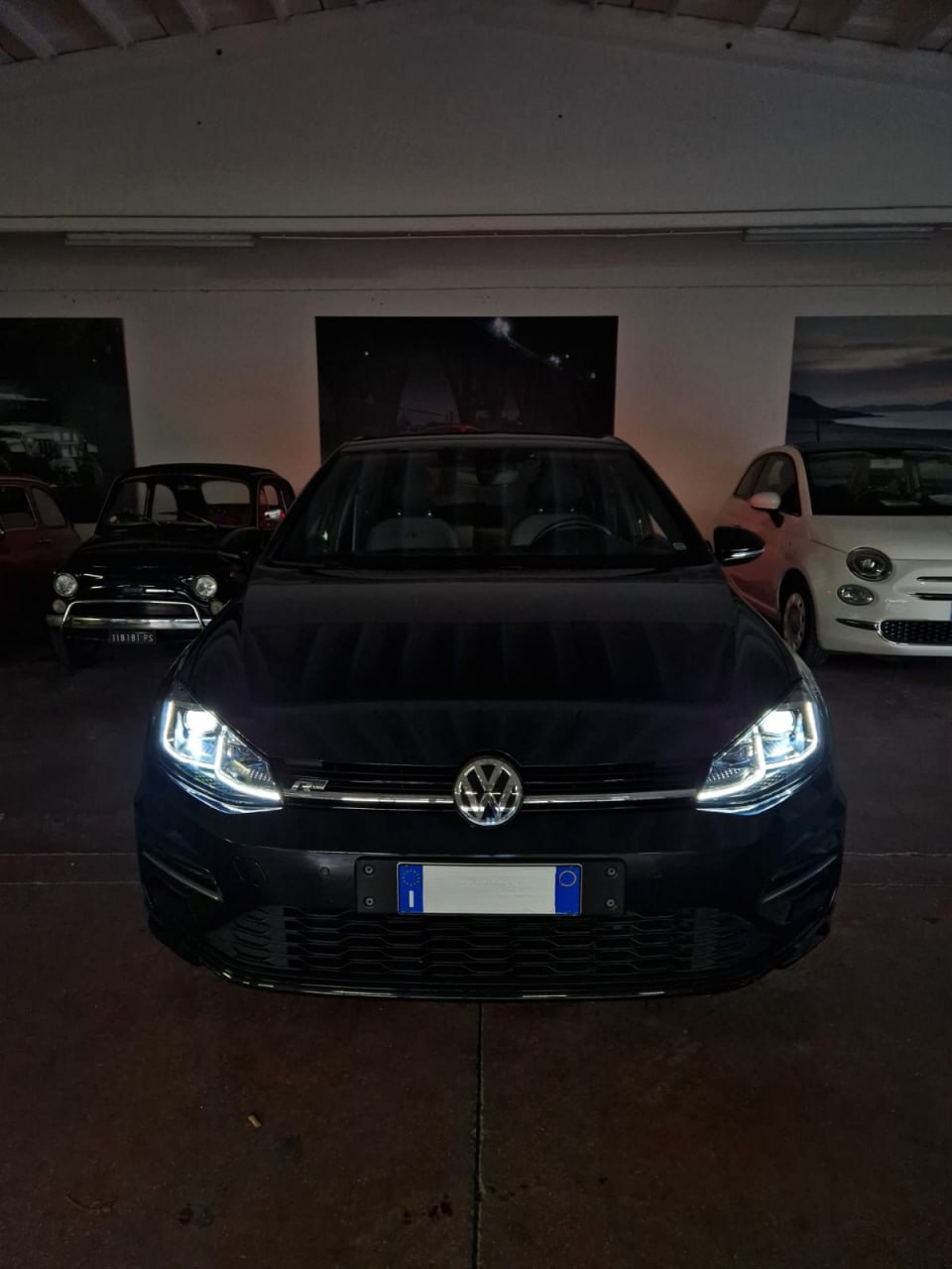 FARI ANTERIORI ADATTI PER VW GOLF 7/7.5 2017-2020 LOOK RLINE LED DINAMICI