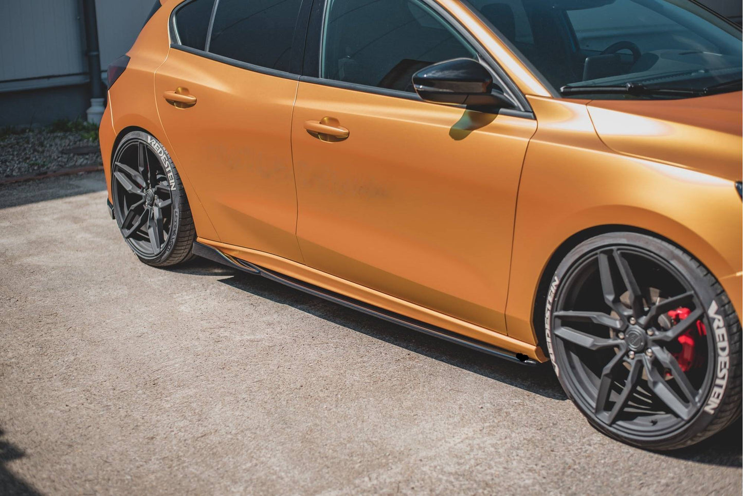 UNDER SKIRTS SUITABLE FOR FORD FOCUS MK4 2019+ GLOSSY BLACK SPORTY LOOK 