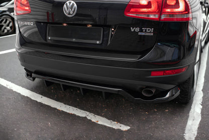 SPLITTER POSTERIORE CENTRALE (CON BARRE VERTICALI) VOLKSWAGEN TOUAREG MK2