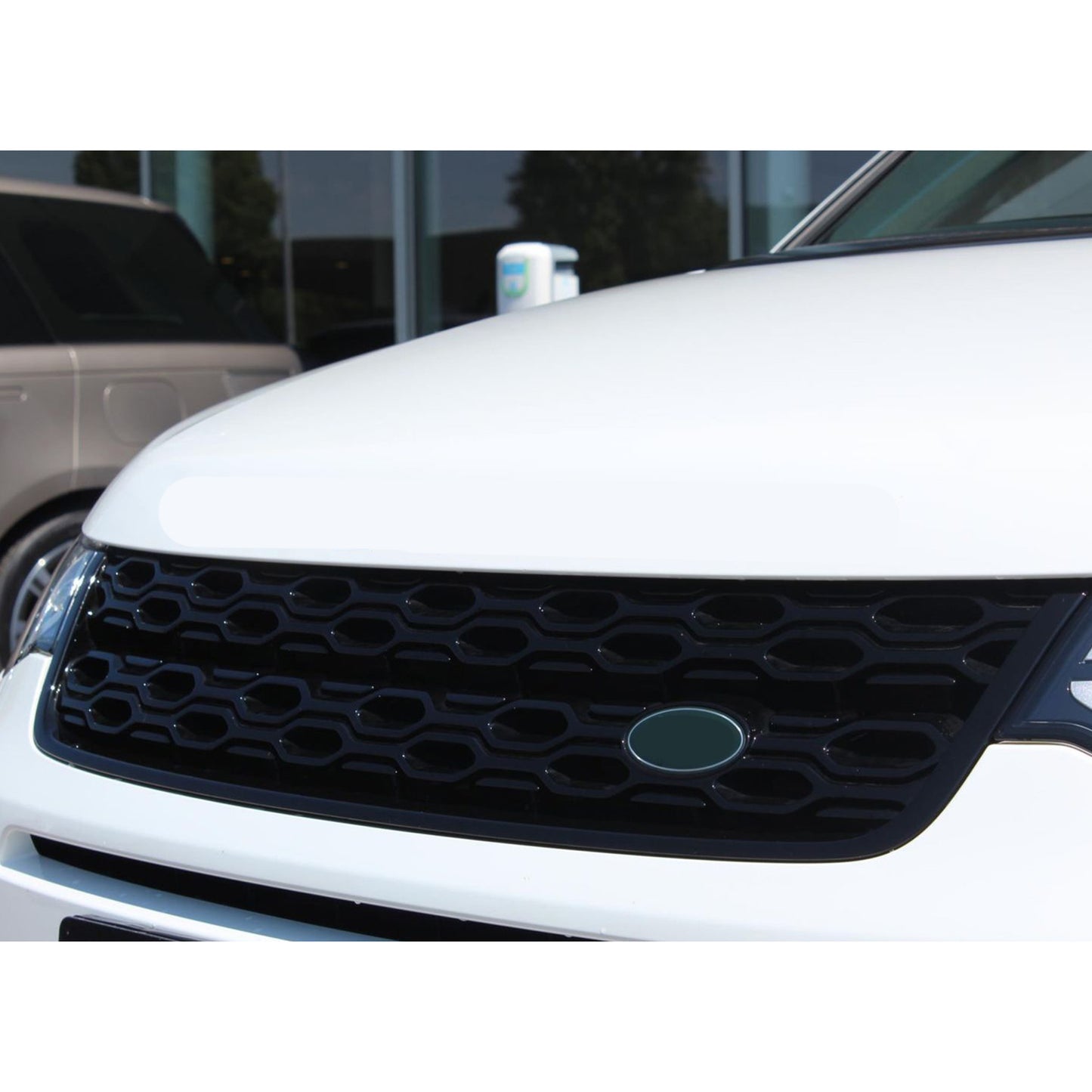 Gloss Black Sports Grille for Land Rover Discovery Sport L550 from 2020