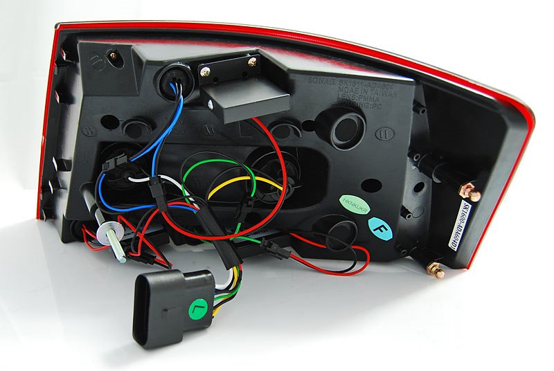 💫ART.6044 Fanali posteriori LED rosso/bianco adatti per Audi A6 C6 Berlina 04.2004–2008 6PIN💫