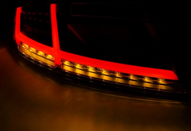 💫ART.6366 Fanali posteriori LED rosso bianco adatti per AUDI TT 04.06-02.14💫