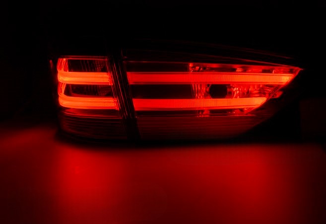 💫ART.7000 Fanale posteriore LED rosso bianco adatto per BMW X1 E84 10.2009-07.2012💫