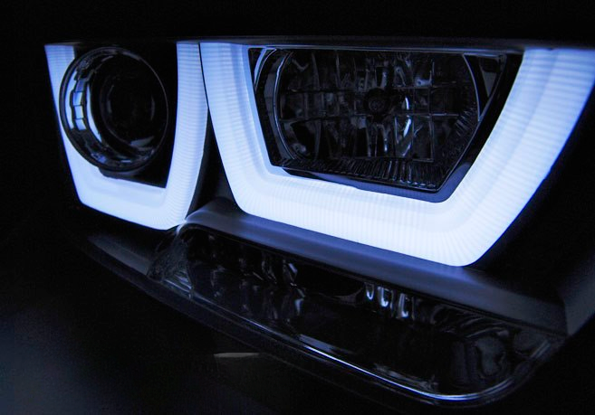 💕 Fari Anteriori Adatto per Dodge Charger LX II 2011-2015 U-Type LED Neri 💕