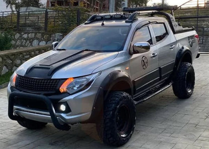 PROTEZIONE PORTIERE ADATTE PER MITSUBISHI TRITON L200 2015+ LOOK NERO OPACO